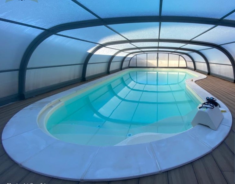 Pool-Up, un abri de piscine design et économique !