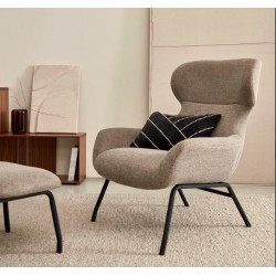 Lina armchair in light brown chenille fabric and VeryForma steel